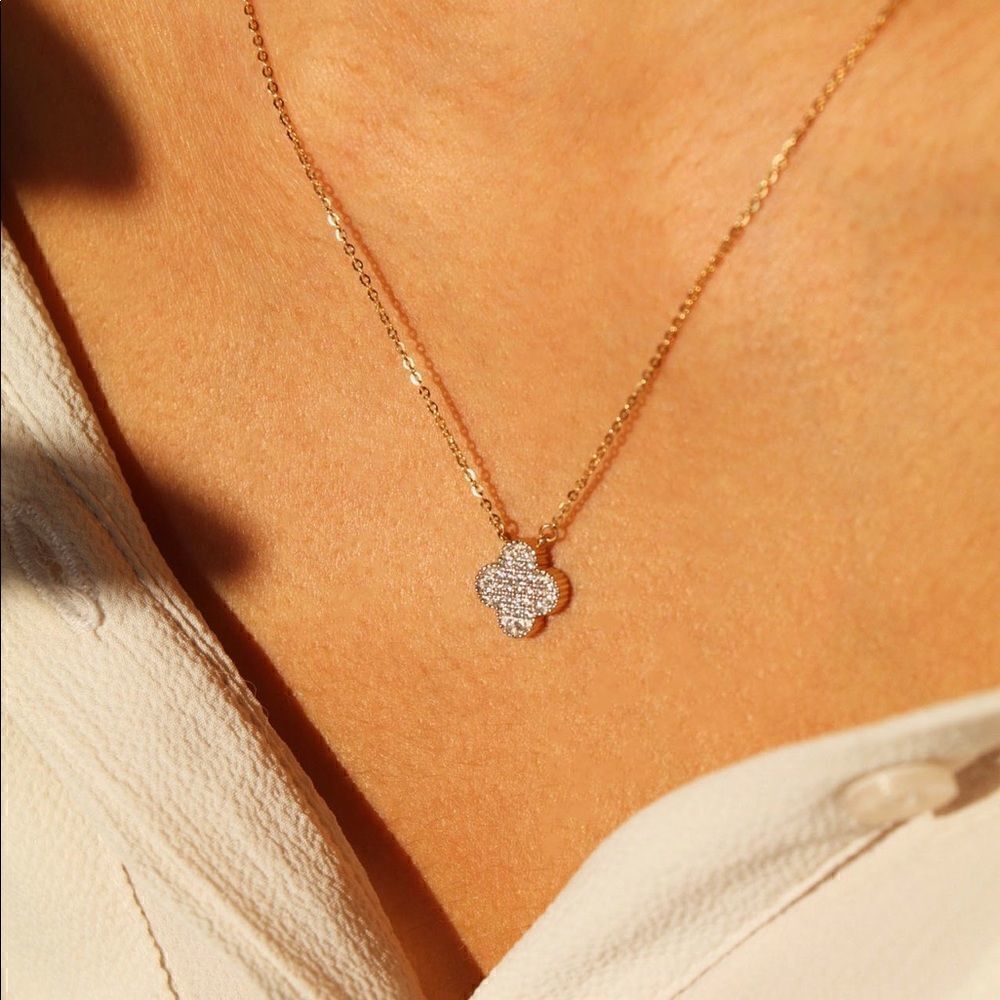 14k Solid Gold Adjustable Clover Necklace - A Perfect Gift
